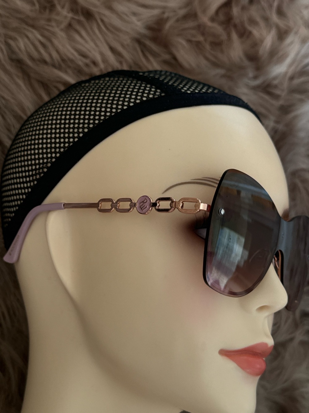 Rocawear Y2K Brown pink sunglasses with chain detail - Picture 4 of 4
